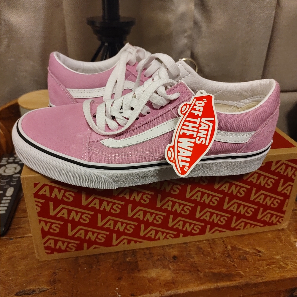 New Women's Vans
